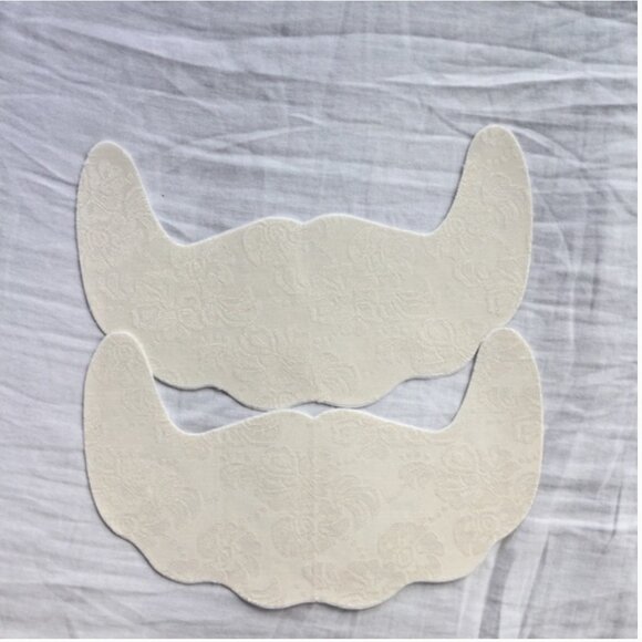 Invisible sticker bra 💜FREE with Purchase💜 - Picture 3 of 3